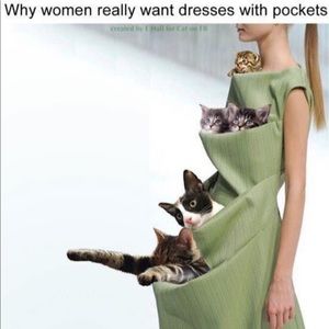 Green dress with pockets for your best buddies!